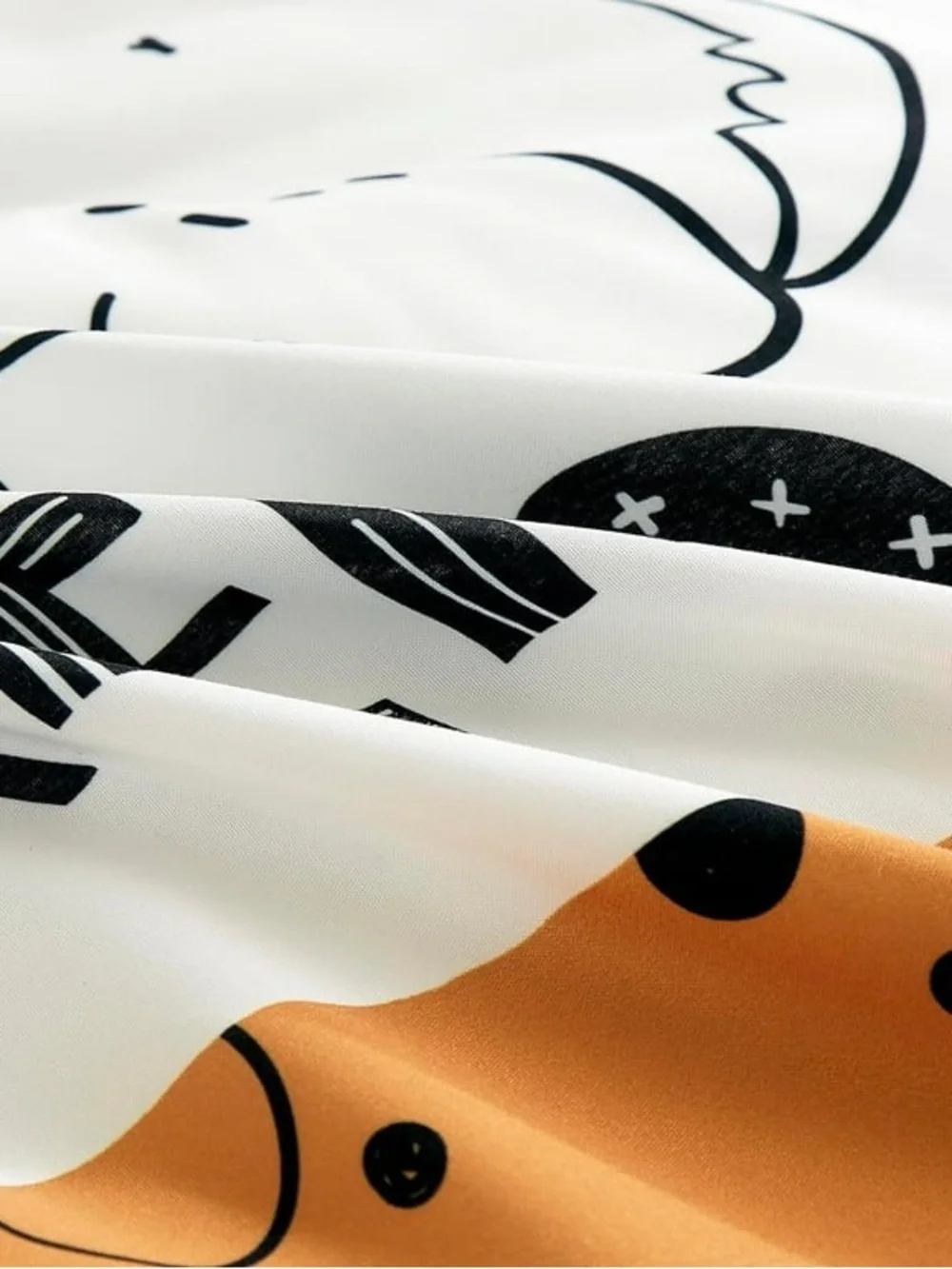 Dog Print Full/Queen 3 piece Comforter Set in White and Tan